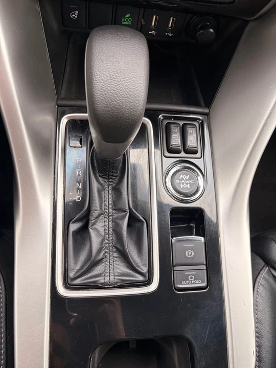 2023 Mitsubishi Eclipse Cross - Image 10 of 12