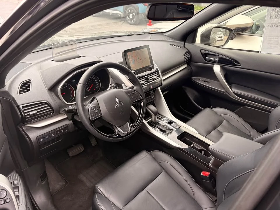 2023 Mitsubishi Eclipse Cross - Image 6 of 12