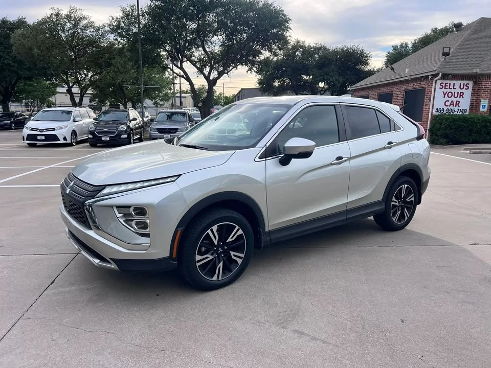 2023 Mitsubishi Eclipse Cross - Image 4 of 8