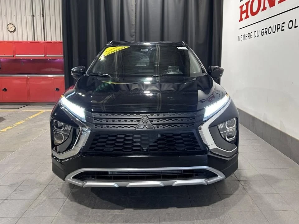 2023 Mitsubishi Eclipse Cross - Image 3 of 20