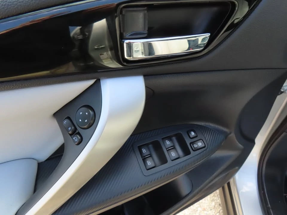 2023 Mitsubishi Eclipse Cross - Image 12 of 20