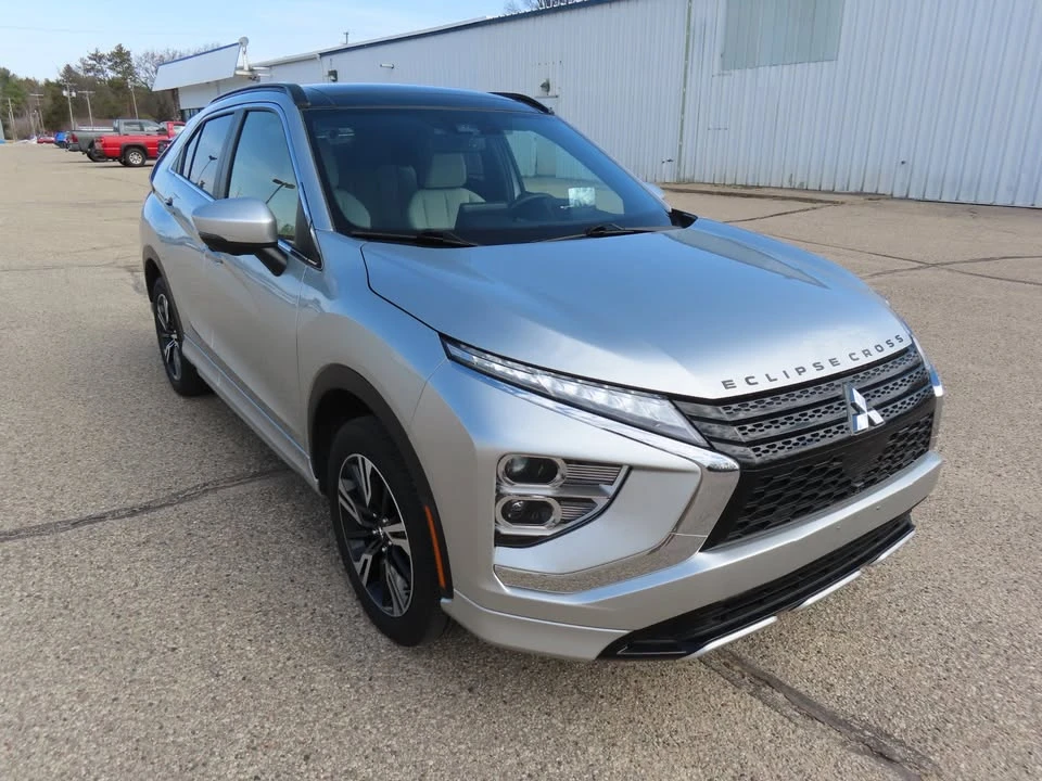 2023 Mitsubishi Eclipse Cross - Image 3 of 20