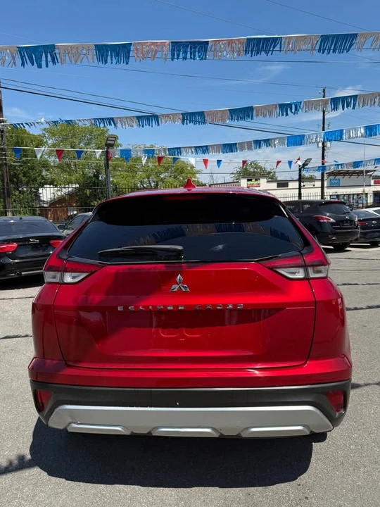 2023 Mitsubishi Eclipse Cross - Image 4 of 17