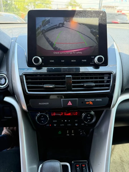 2023 Mitsubishi Eclipse Cross - Image 9 of 17
