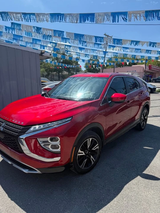 2023 Mitsubishi Eclipse Cross - Image 15 of 17