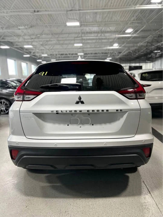 2023 Mitsubishi Eclipse Cross - Image 5 of 5