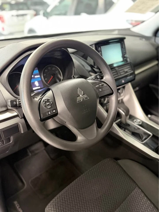 2023 Mitsubishi Eclipse Cross - Image 6 of 6