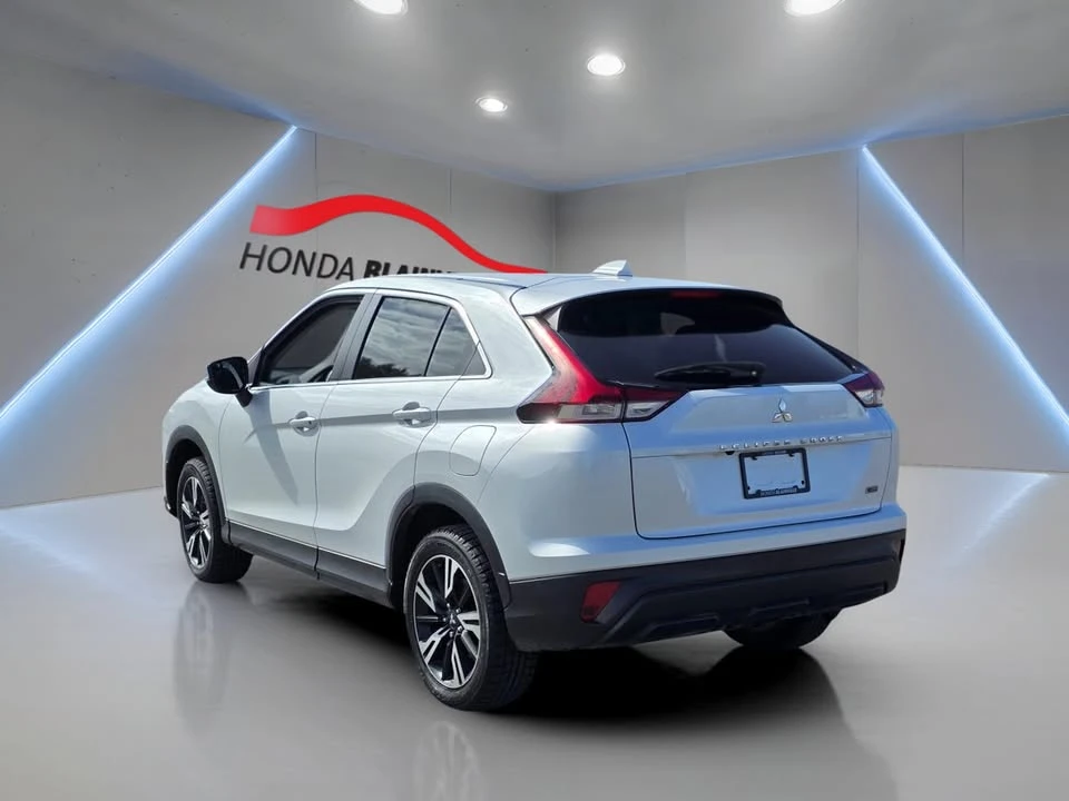 2023 Mitsubishi Eclipse Cross - Image 4 of 10