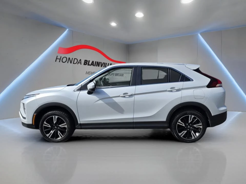 2023 Mitsubishi Eclipse Cross - Image 3 of 10
