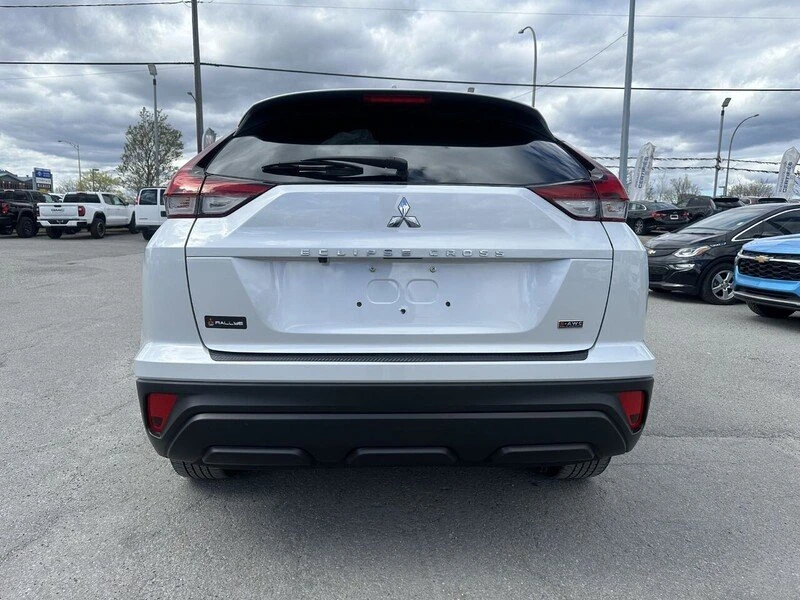 2023 Mitsubishi Eclipse Cross - Image 16 of 20