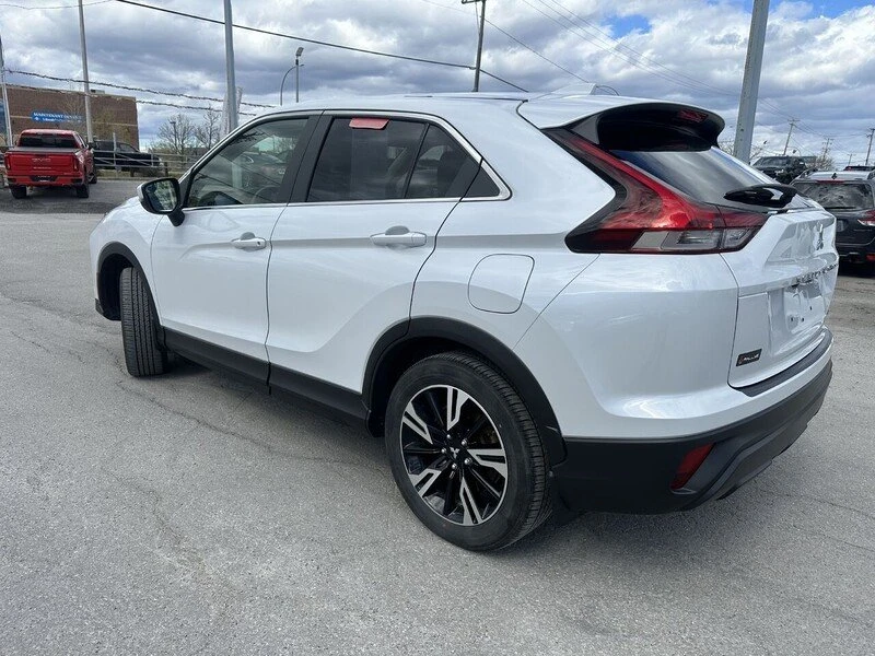2023 Mitsubishi Eclipse Cross - Image 15 of 20
