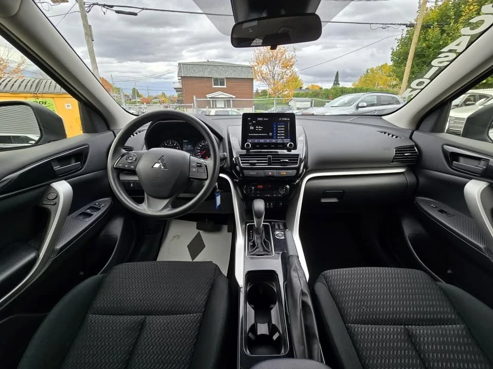 2023 Mitsubishi Eclipse Cross - Image 11 of 20