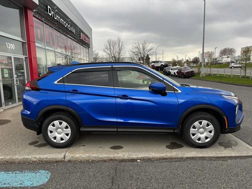2023 Mitsubishi Eclipse Cross - Image 3 of 10