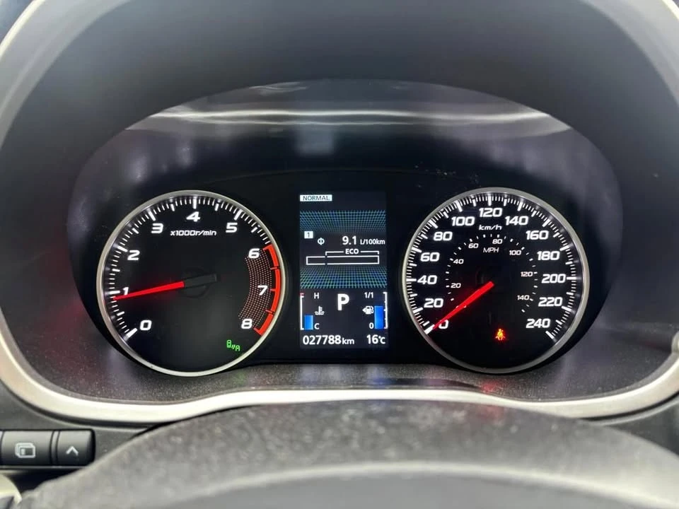 2023 Mitsubishi Eclipse Cross - Image 9 of 10