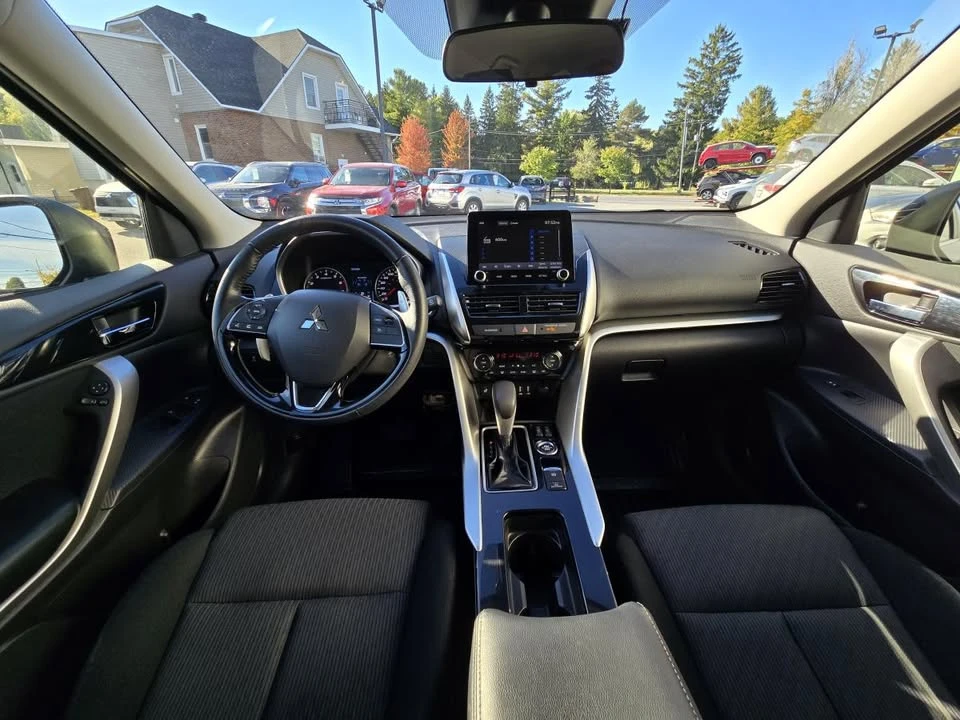 2023 Mitsubishi Eclipse Cross - Image 11 of 20