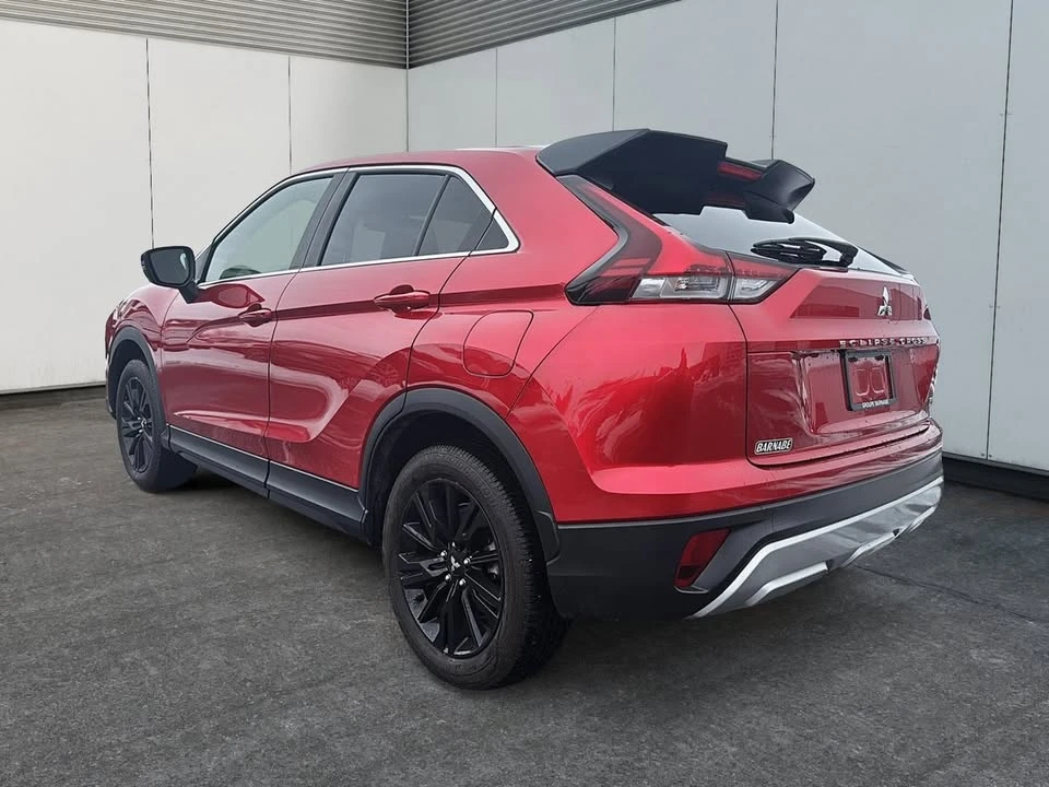 2023 Mitsubishi Eclipse Cross - Image 4 of 10