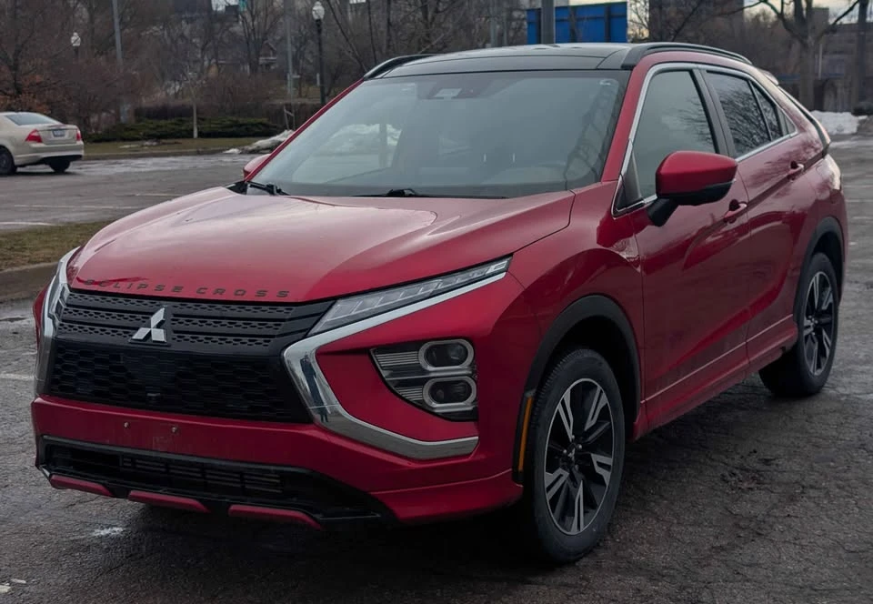 2023 Mitsubishi Eclipse Cross - Image 3 of 20