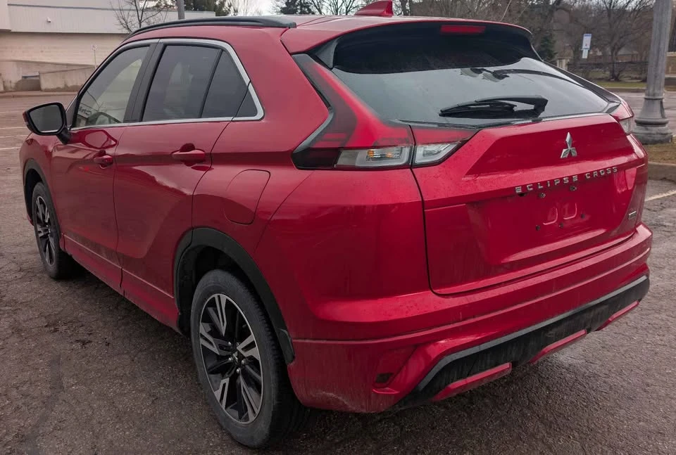 2023 Mitsubishi Eclipse Cross - Image 5 of 20
