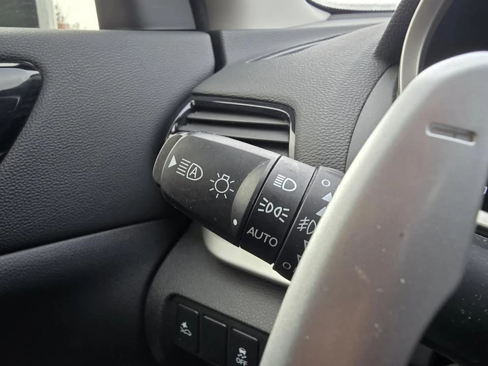 2023 Mitsubishi Eclipse Cross - Image 14 of 20