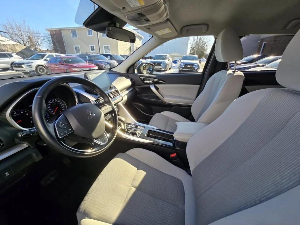 2023 Mitsubishi Eclipse Cross - Image 11 of 20