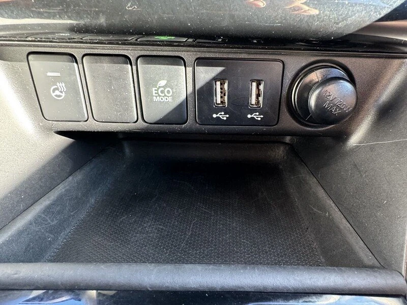 2023 Mitsubishi Eclipse Cross - Image 13 of 20