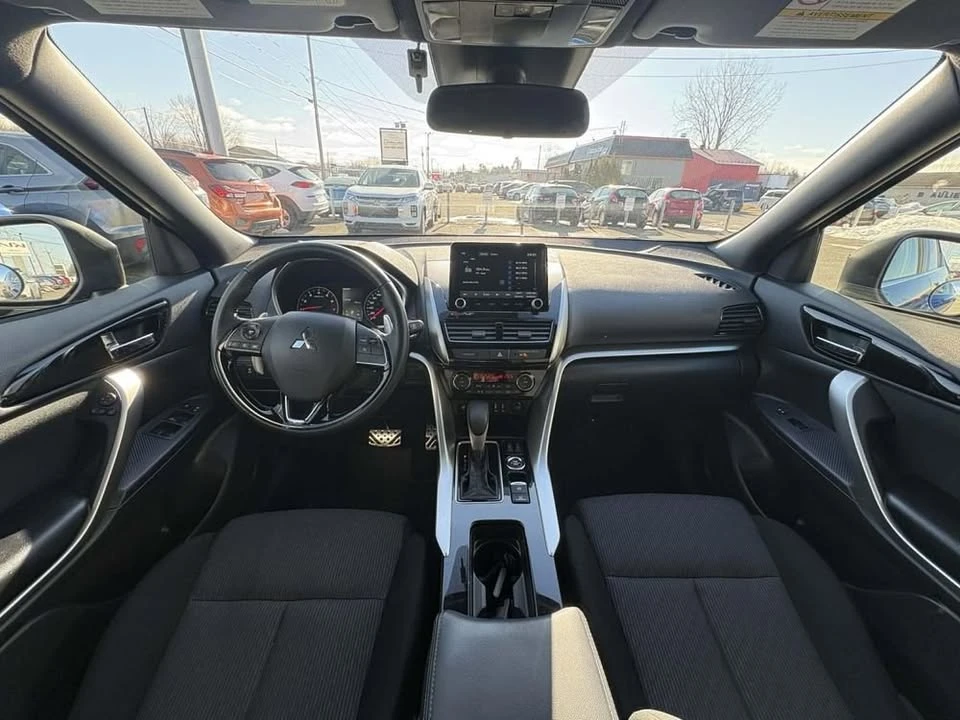 2023 Mitsubishi Eclipse Cross - Image 6 of 10