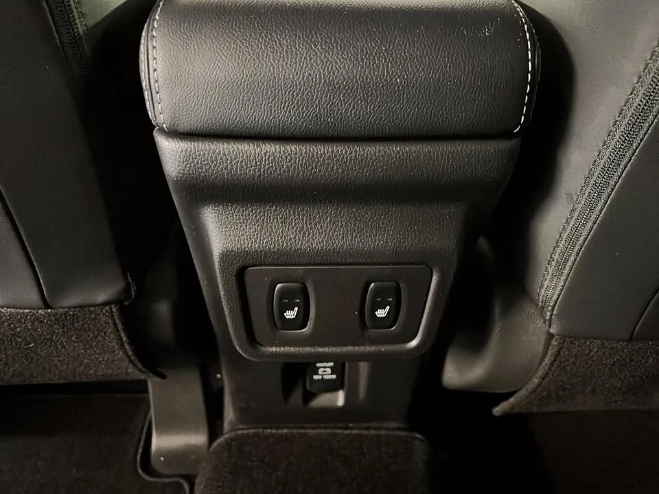 2023 Mitsubishi Eclipse Cross - Image 10 of 20