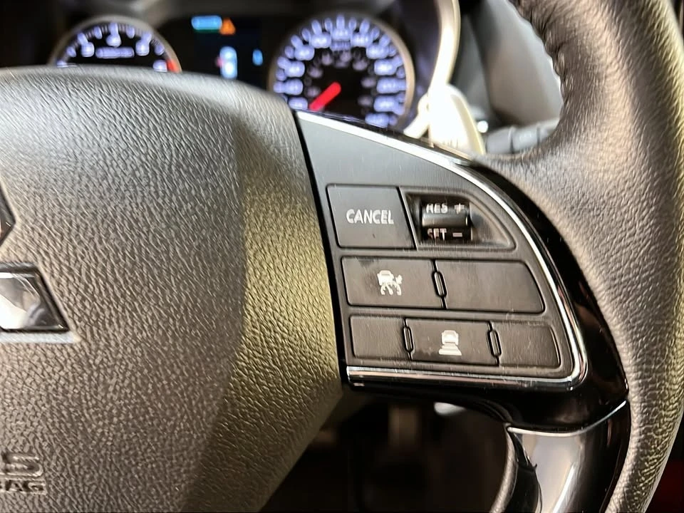 2023 Mitsubishi Eclipse Cross - Image 19 of 20
