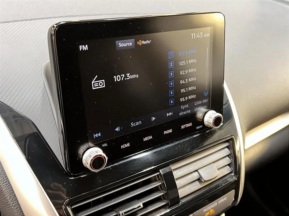2023 Mitsubishi Eclipse Cross - Image 16 of 20