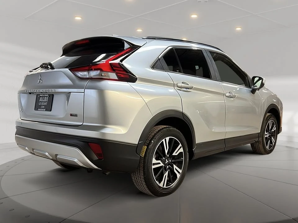 2023 Mitsubishi Eclipse Cross - Image 4 of 20
