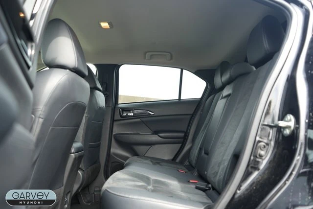 2023 Mitsubishi Eclipse Cross - Image 17 of 20