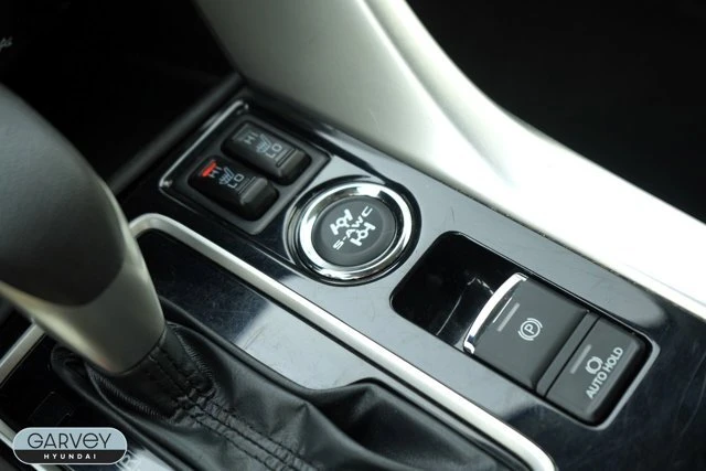 2023 Mitsubishi Eclipse Cross - Image 14 of 20