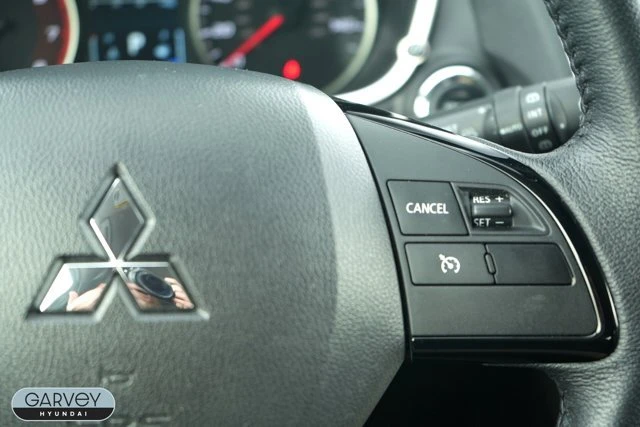 2023 Mitsubishi Eclipse Cross - Image 7 of 20