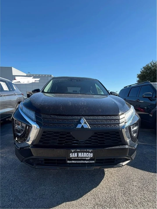 2023 Mitsubishi Eclipse Cross - Image 2 of 10