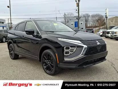 2023 Mitsubishi Eclipse Cross - Image 2 of 7