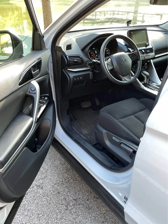 2023 Mitsubishi Eclipse Cross - Image 18 of 20