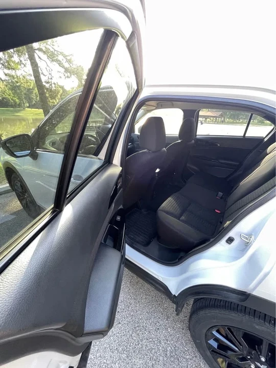 2023 Mitsubishi Eclipse Cross - Image 14 of 20