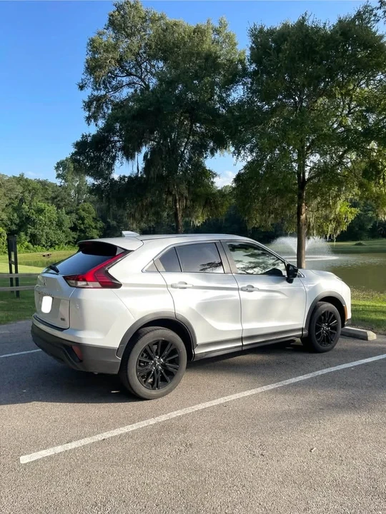 2023 Mitsubishi Eclipse Cross - Image 9 of 20