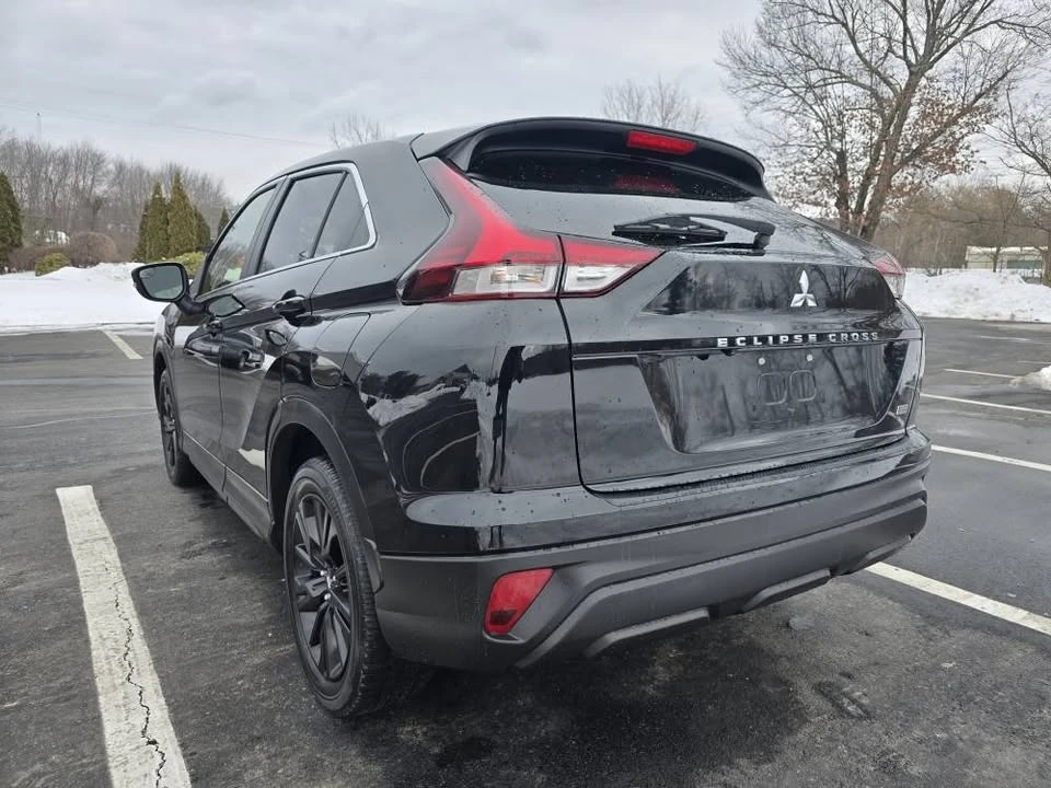 2023 Mitsubishi Eclipse Cross - Image 5 of 11