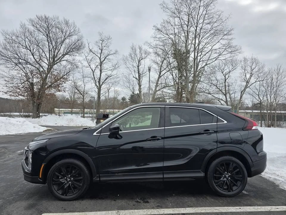 2023 Mitsubishi Eclipse Cross - Image 8 of 17