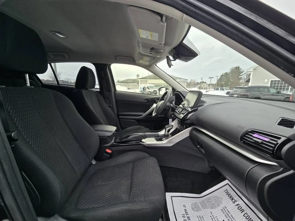 2023 Mitsubishi Eclipse Cross - Image 11 of 17