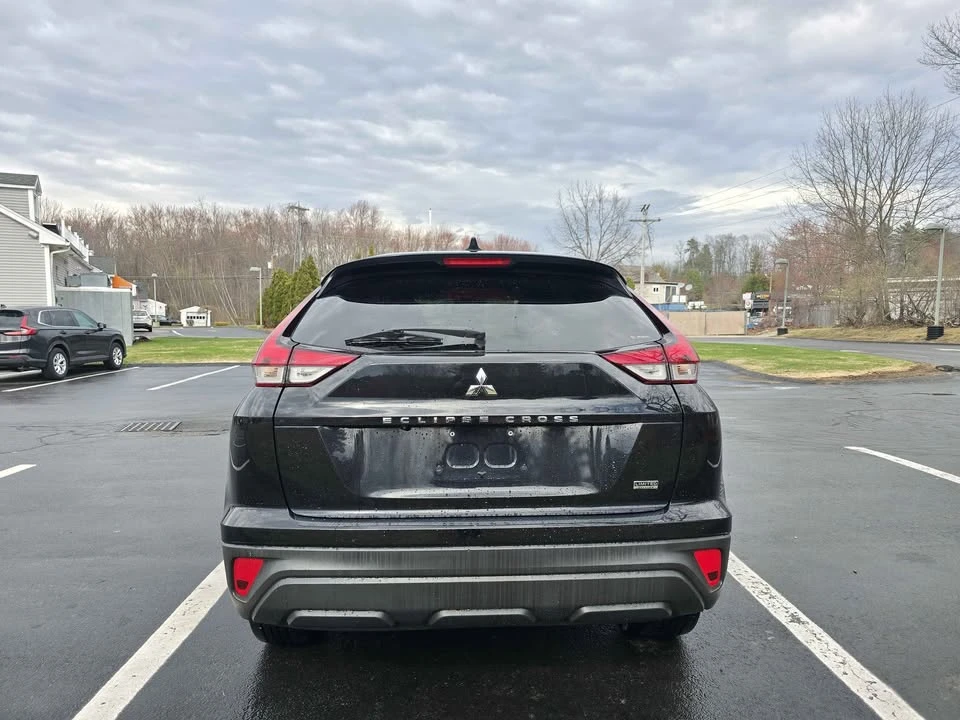 2023 Mitsubishi Eclipse Cross - Image 5 of 17