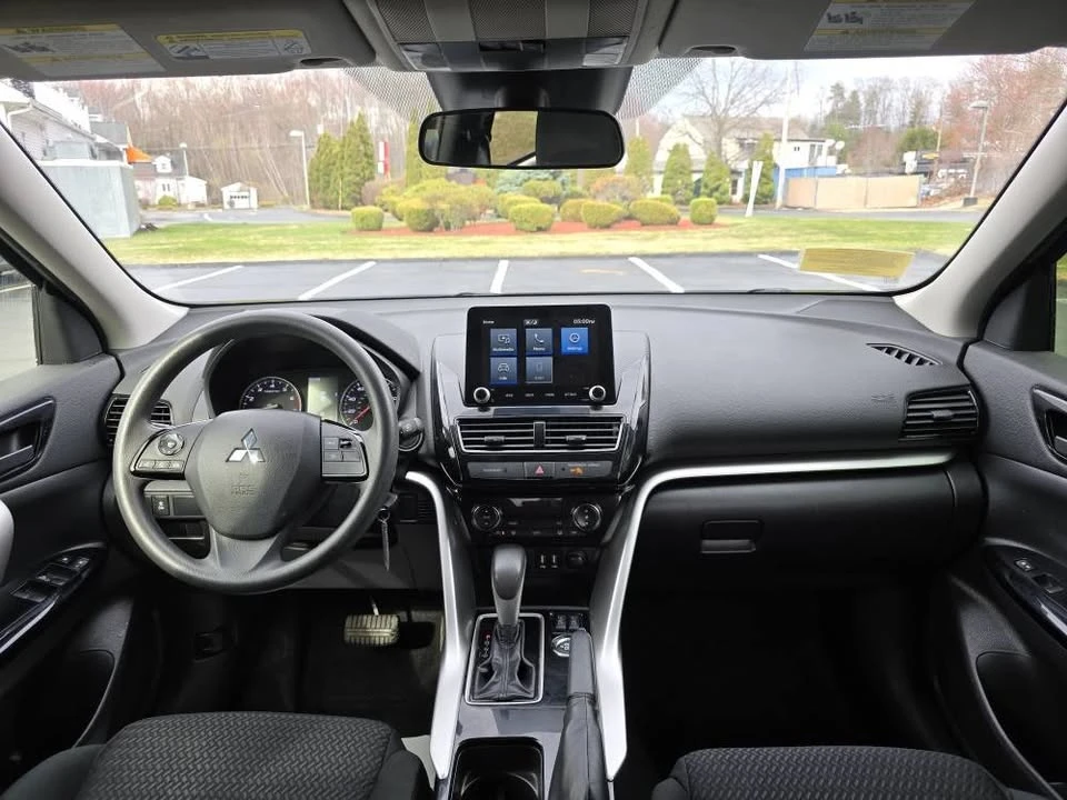 2023 Mitsubishi Eclipse Cross - Image 14 of 17
