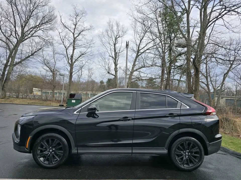 2023 Mitsubishi Eclipse Cross - Image 8 of 17
