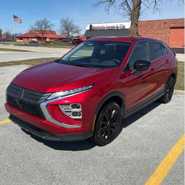 2023 Mitsubishi Eclipse Cross - Image 2 of 20