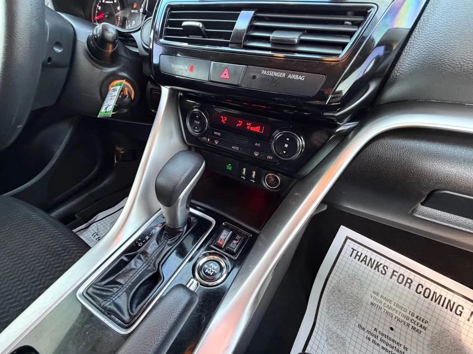 2023 Mitsubishi Eclipse Cross - Image 17 of 20