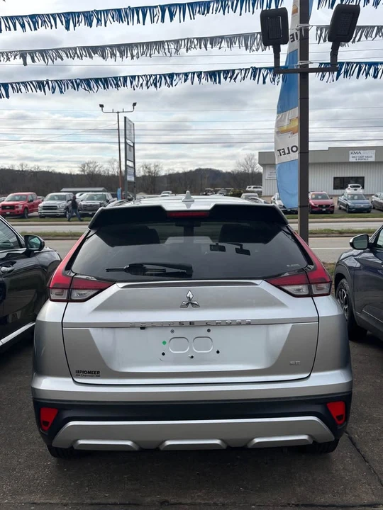 2023 Mitsubishi Eclipse Cross - Image 12 of 13
