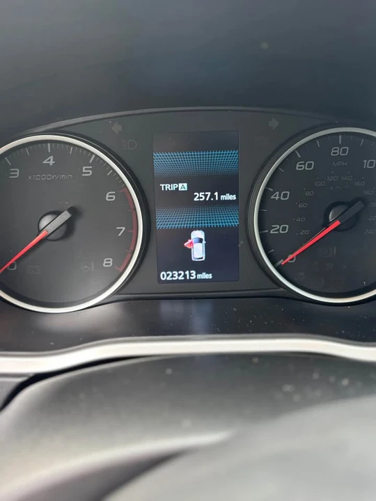 2023 Mitsubishi Eclipse Cross - Image 7 of 13