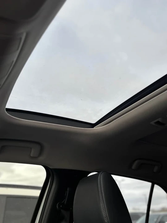 2023 Mitsubishi Eclipse Cross - Image 5 of 13