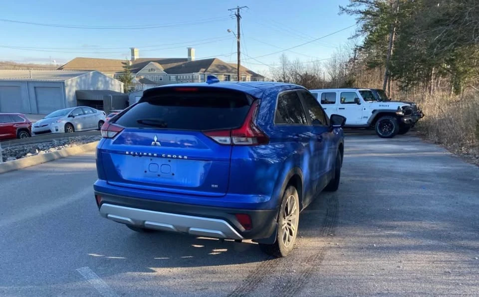 2023 Mitsubishi Eclipse Cross - Image 5 of 8